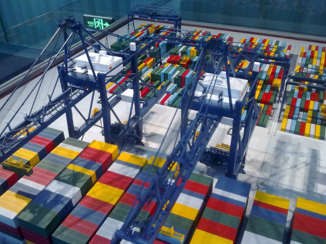 同德县港口集装箱堆场